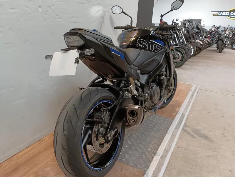 GSXS 1000