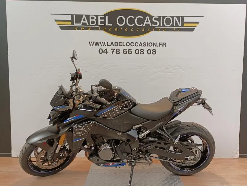 GSXS 1000