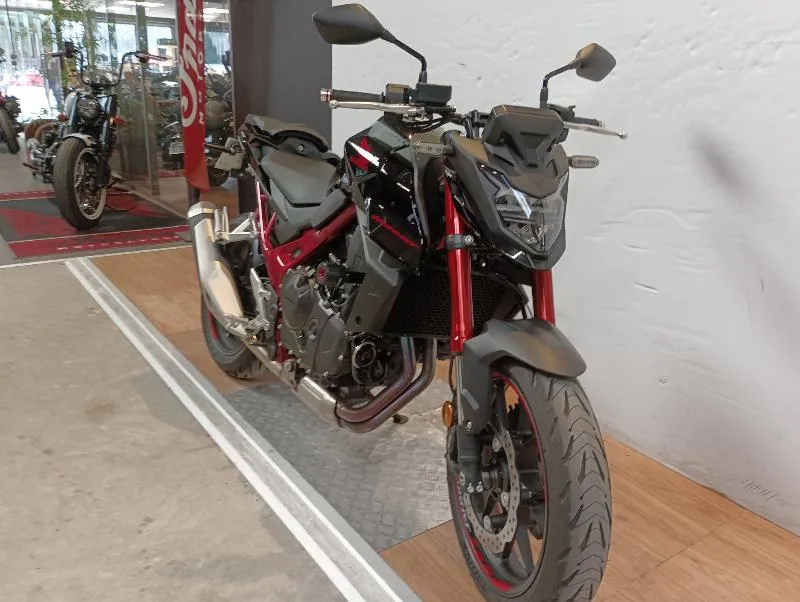 CB 750 HORNET