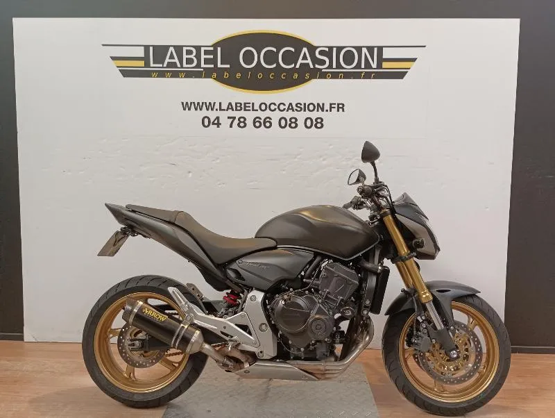 CB 600 F HORNET
