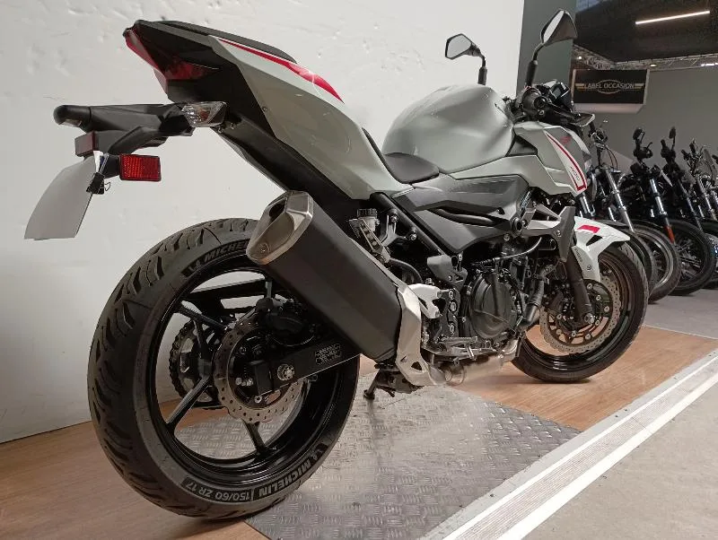 Z 400 SPORT
