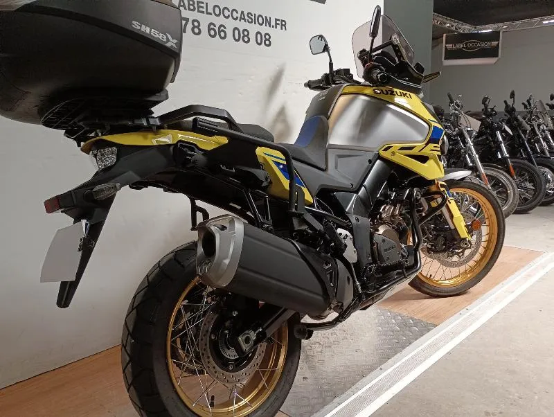DL VSTROM 1050DE