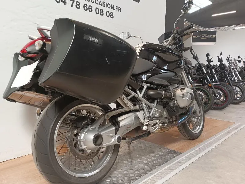 R 1200 R