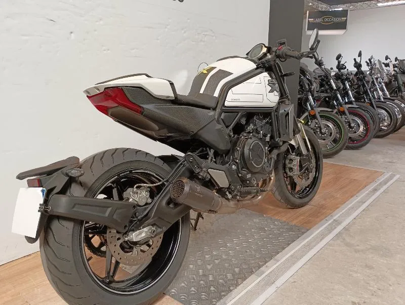 CLX 700 SPORT