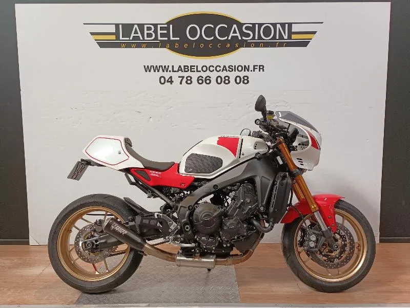 XSR 900