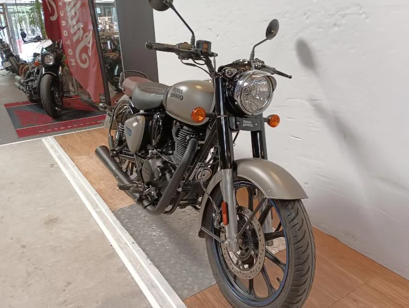 CLASSIC 350 CHROME