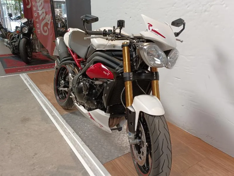 SPEED TRIPLE 1050 R