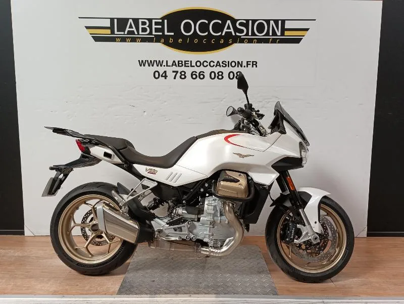 V100  MANDELLO