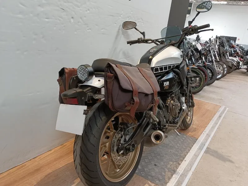 XSR 700