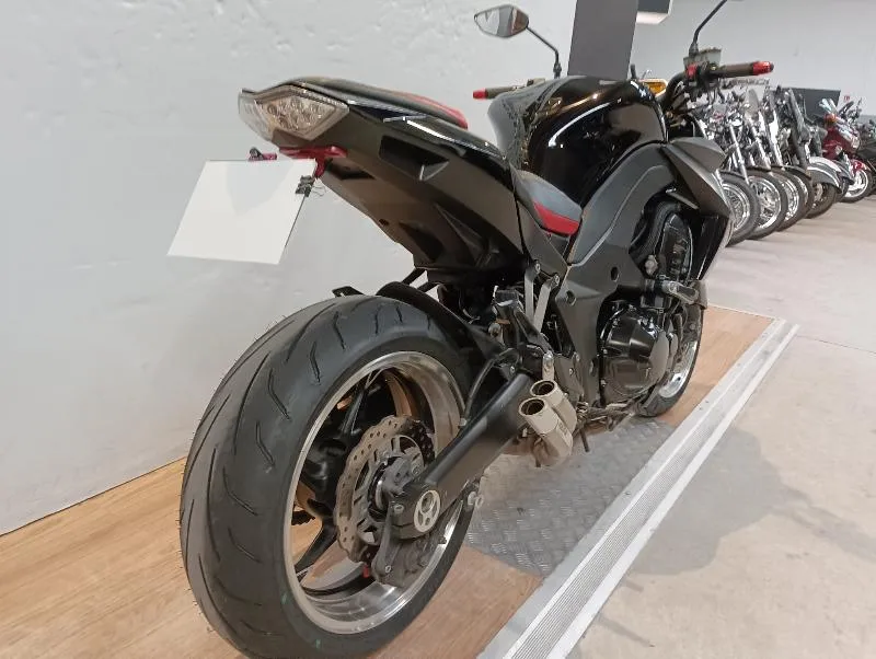 Z 1000
