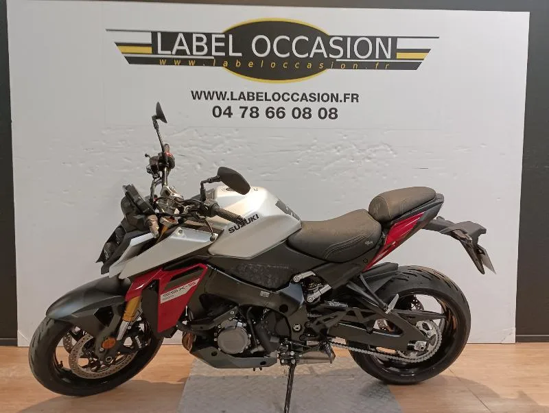 GSXS 1000