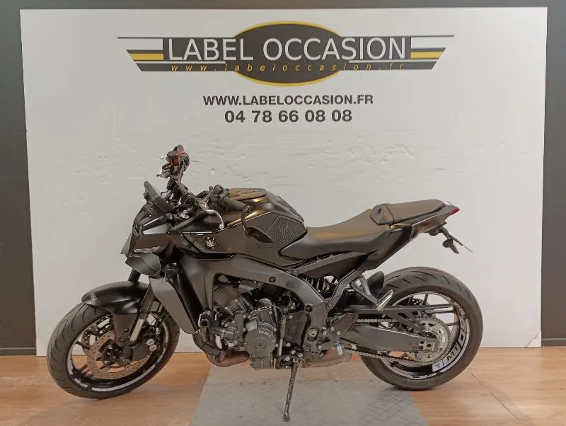 MT09