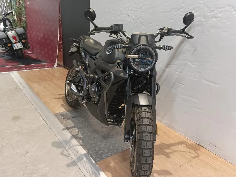 125 SCRAMBLER X
