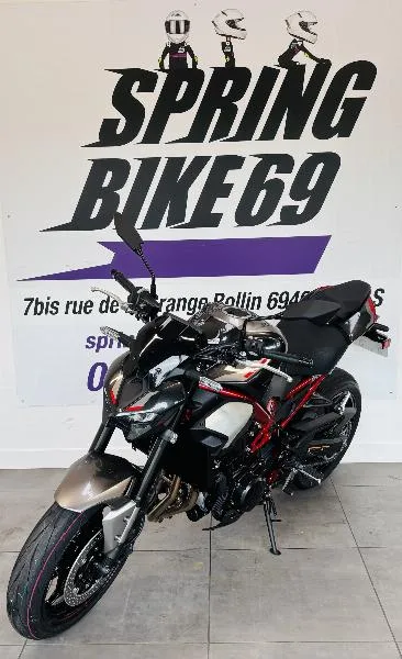 Z 900