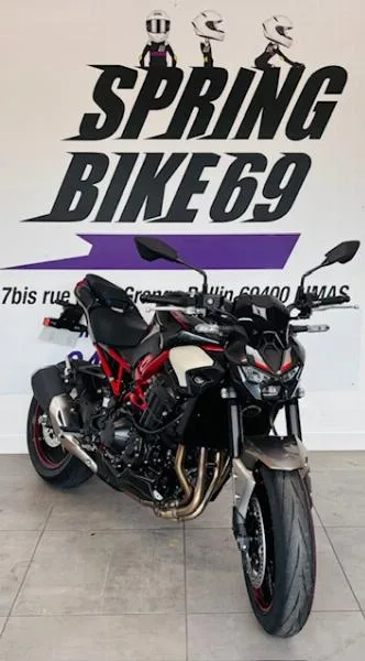 Z 900