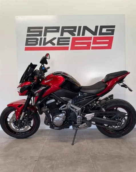 Z 900