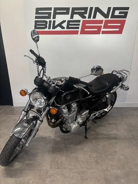 CB 1100