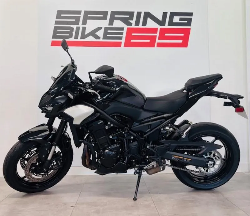 Z 900