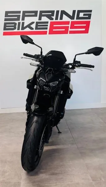 Z 900