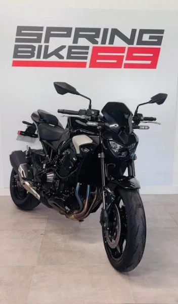 Z 900