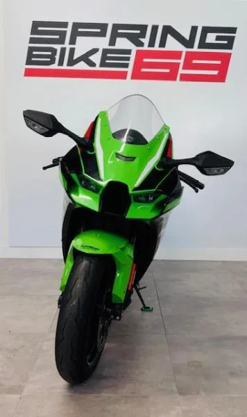 ZX10R