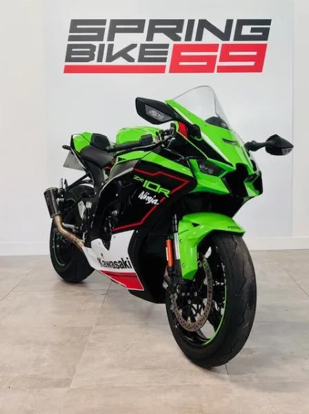ZX10R