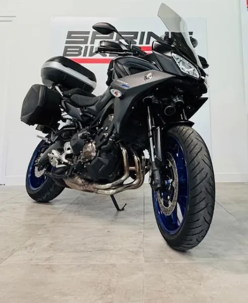 TRACER 900