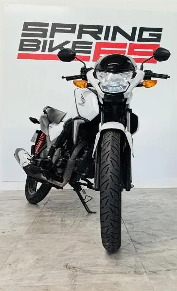 CB 125 F