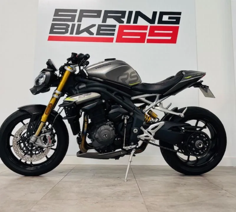 SPEED TRIPLE 1200 RS