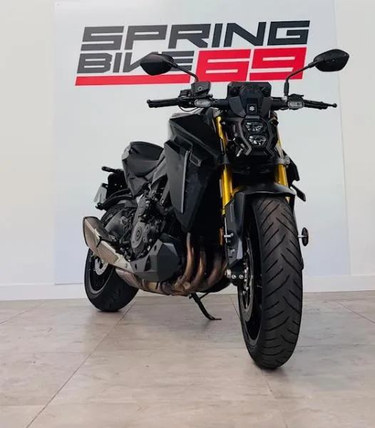 GSXS 1000