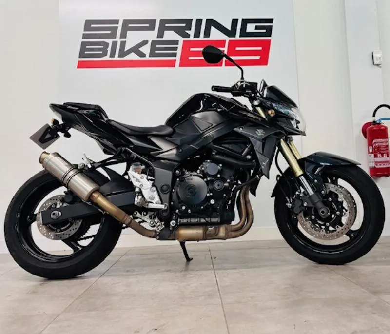 GSR 750