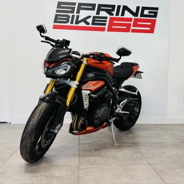 SPEED TRIPLE 1200 RS