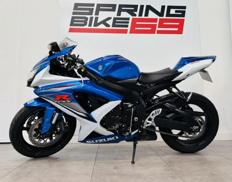 GSXR 750
