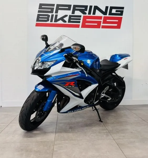 GSXR 750