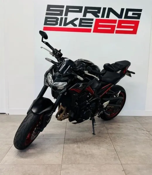 Z 900