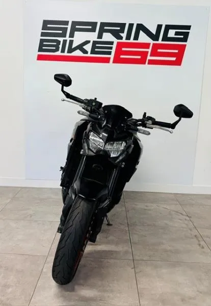 Z 900