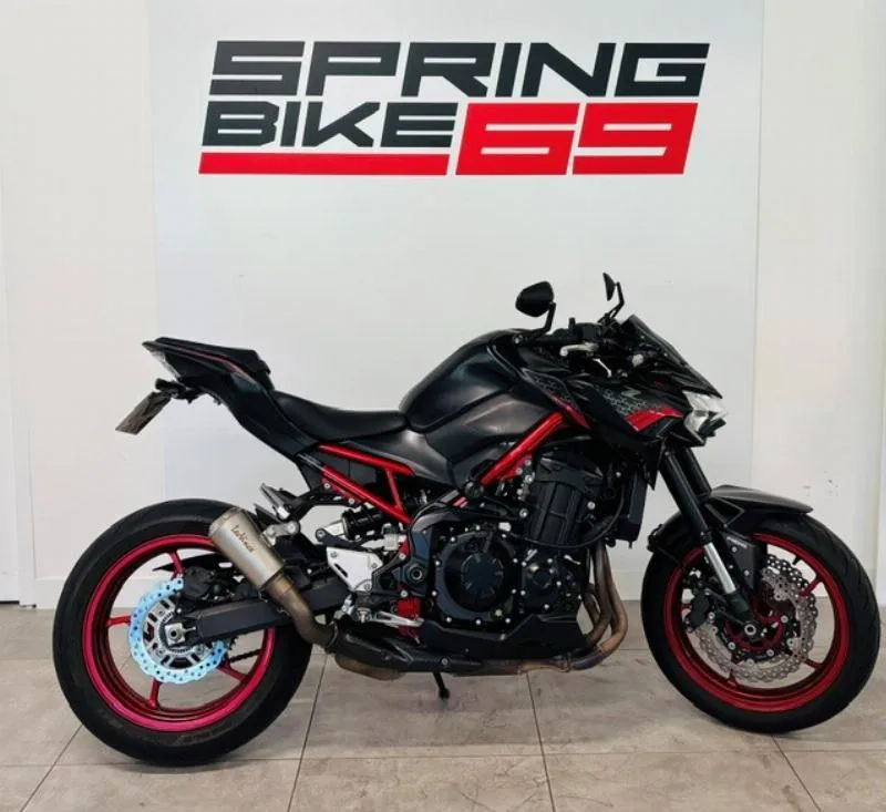 Z 900