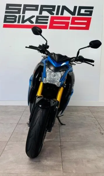 GSXS 1000