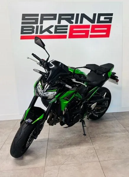Z 900