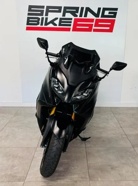 XP TMAX 560 TECH MAX