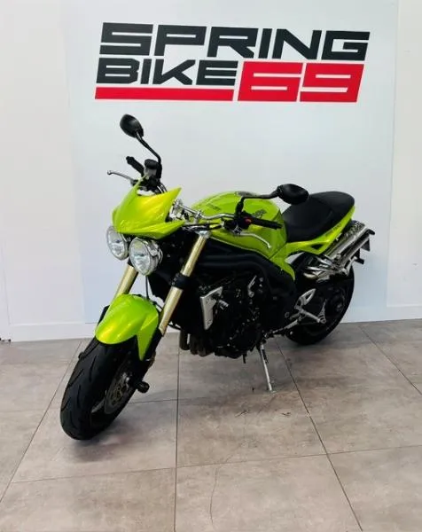 SPEED TRIPLE 1050