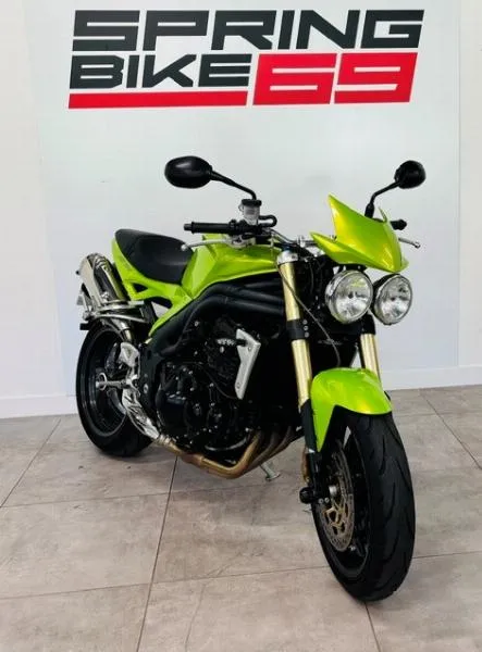 SPEED TRIPLE 1050