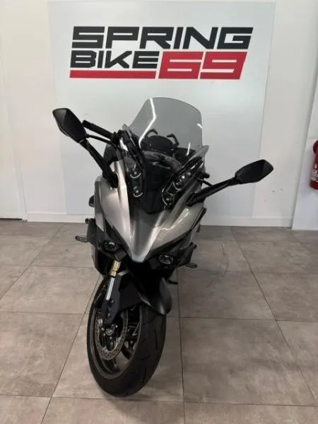 GSXS 1000 GT