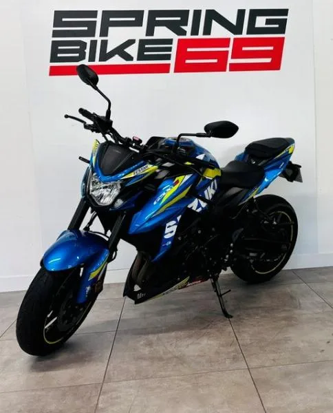 GSXS 750