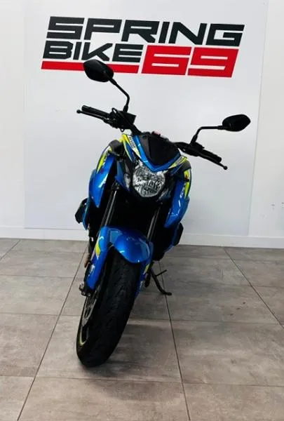 GSXS 750