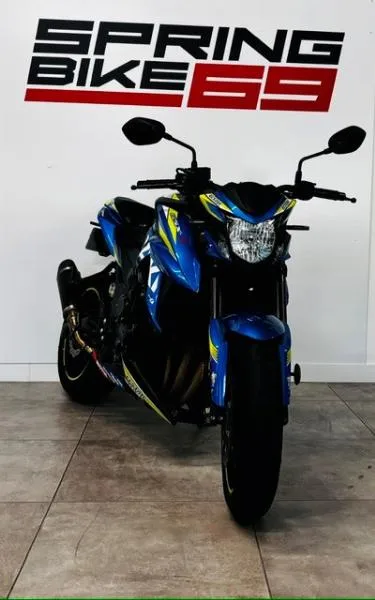GSXS 750
