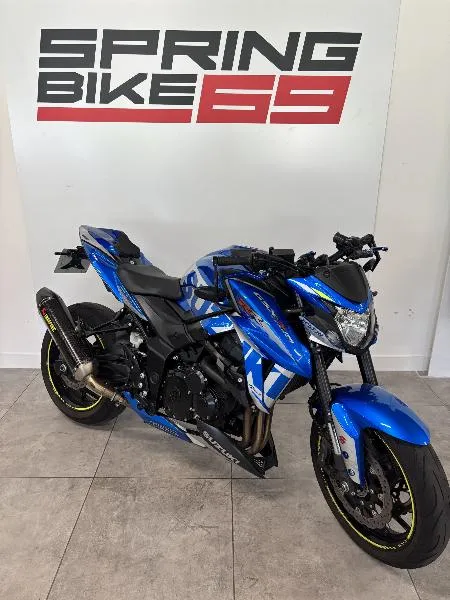 GSXS 750
