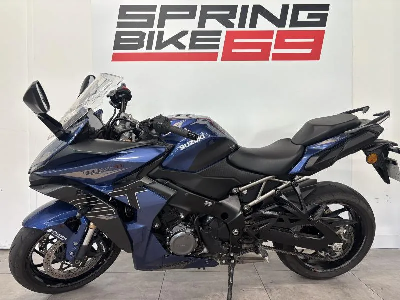 GSXS 1000 GT