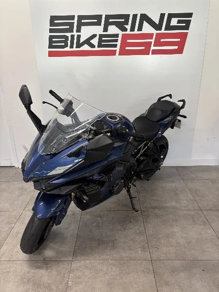GSXS 1000 GT