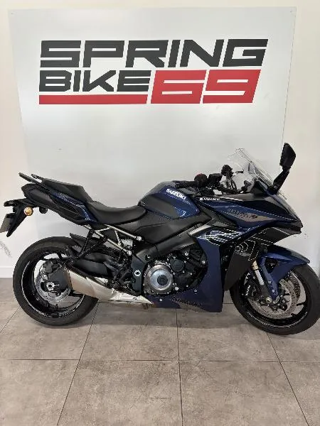 GSXS 1000 GT